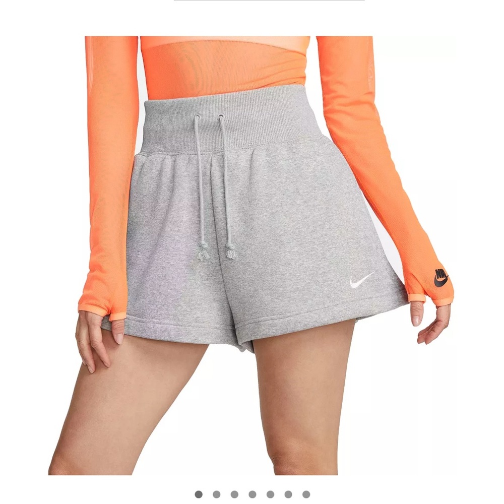 Nike Women's Phoenix sportswear Shorts